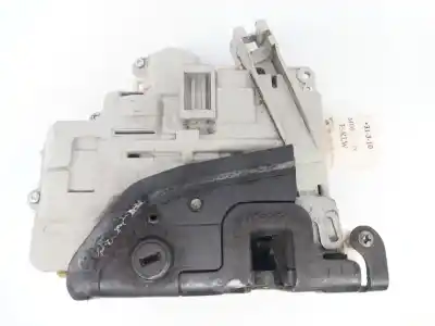 Peça sobressalente para automóvel em segunda mão fechadura da porta traseira esquerda por seat leon (1p1) 1.4 tsi referências oem iam 1p0839015  