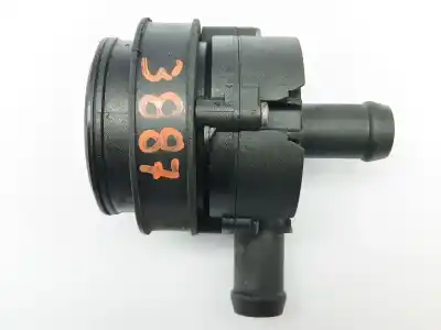 Recambio de automóvil de segunda mano de BOMBA AGUA para MERCEDES CLASE B SPORTS TOURER (W246, W242) B 180 CDI (246.200) referencias OEM IAM A0005000686  