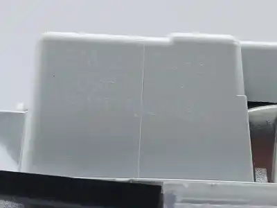 Автозапчастина б/у внутрішне світло для opel astra k (b16) 1.6 turbo (68) посилання на oem iam 22774331  