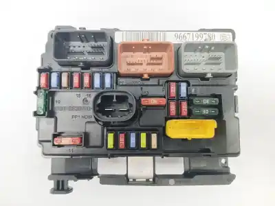 Piesă de schimb auto la mâna a doua panou siguranțe pentru citroen c3 ii (sc_) 1.4 hdi 70 (sc8hzc, sc8hr0, sc8hp4) referințe oem iam 9667199780