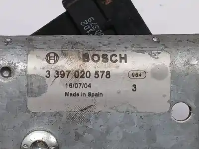 Автозапчастина б/у двигатель передніх склоочисників для peugeot 206 fastback (2a/c) 1.6 hdi 110 посилання на oem iam 3397020578 0390241523 