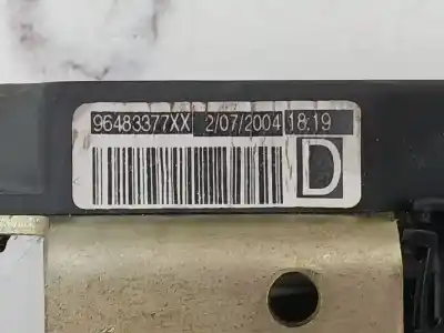 Автозапчастина б/у передній правий ремін безпеки для peugeot 206 fastback (2a/c) 1.6 hdi 110 посилання на oem iam 96483377xx  