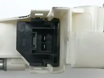 Second-hand car spare part rear left window motor for audi a1 (8x1, 8xk) 1.6 tdi oem iam references 8k0959812a 1036919813201  Second-hand car spare part rear left window motor for audi a1 (8x1, 8xk) 1.6 tdi oem iam references 8k0959812a 1036919813201