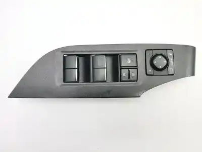 Pièce détachée automobile d'occasion commande de lève vitre avant gauche pour toyota rav 4 v (_a5_, _h5_) 2.5 hybrid awd (axah54) références oem iam 8404042030