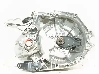 Second-hand car spare part gearbox for opel corsa f elegance oem iam references 20v256