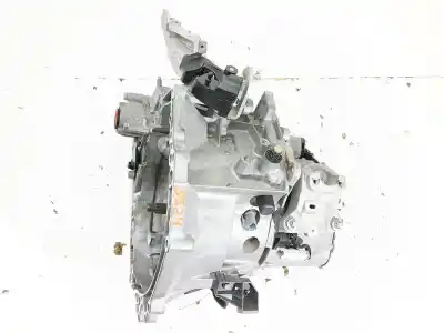 Second-hand car spare part gearbox for opel corsa f elegance oem iam references 20v256  