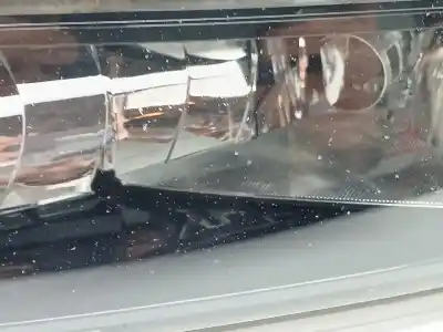 Tweedehands auto-onderdeel rechter mistlamp voor skoda superb iii (3v3) 2.0 tdi oem iam-referenties 3v0941700   Tweedehands auto-onderdeel rechter mistlamp voor skoda superb iii (3v3) 2.0 tdi oem iam-referenties 3v0941700