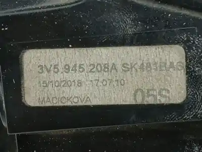 Автозапчастина б/у правий ліхтар для skoda superb iii (3v3) 2.0 tdi посилання на oem iam 3v5945208a  