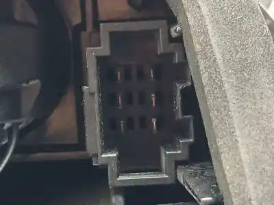 Автозапчастина б/у правий ліхтар для skoda superb iii (3v3) 2.0 tdi посилання на oem iam 3v5945208a  