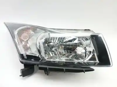 Pezzo di ricambio per auto di seconda mano FARO ANTERIORE DESTRO per CHEVROLET CRUZE FASTBACK (J305) 1.6 Riferimenti OEM IAM 082351110R  