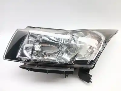 Pezzo di ricambio per auto di seconda mano FARO ANTERIORE SINISTRO per CHEVROLET CRUZE FASTBACK (J305) 1.6 Riferimenti OEM IAM 95137775  