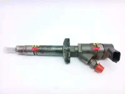 Second-hand car spare part INJECTOR for NISSAN INTERSTAR FURGÓN (X70)  OEM IAM references H82484403  0445110265