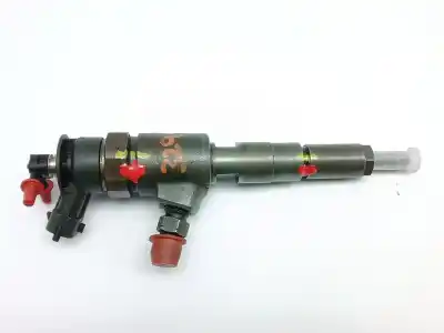 İkinci el araba yedek parçası ENJEKTÖR için PEUGEOT 207 Urban OEM IAM referansları 0445110252  