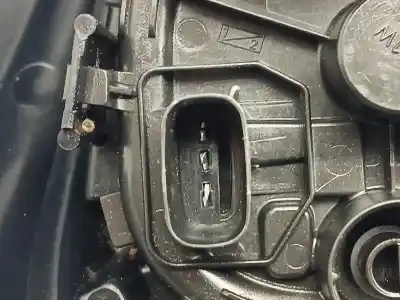 Peça sobressalente para automóvel em segunda mão farolim traseiro direito por opel corsa e selective referências oem iam 39068623  