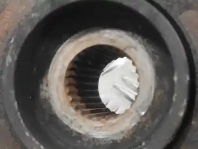 Second-hand car spare part front right knuckle for kia cee´d 1.6 crdi cat oem iam references   