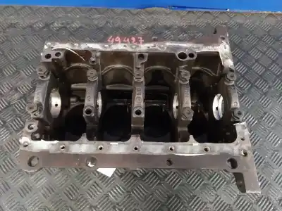 Автозапчастина б/у блокувати для audi a3 (8p) 2.0 tdi ambiente посилання на oem iam 038021bp 038103021bp 