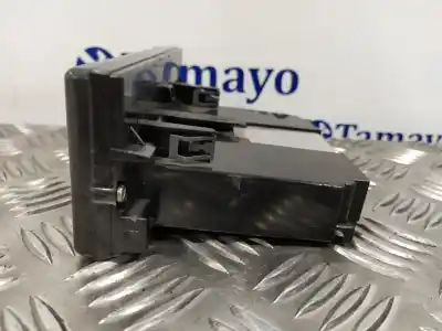 Second-hand car spare part multifunction display for volvo c30 (533) 1.6 d oem iam references 30797719 69199100 a555g