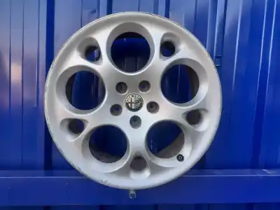 Pièce détachée automobile d'occasion jante pour alfa romeo alfa 166 2.4 jtd références oem iam 5901013  