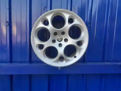 Pièce détachée automobile d'occasion jante pour alfa romeo alfa 166 2.4 jtd références oem iam 5901013  