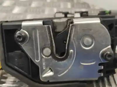 Second-hand car spare part left front door lock for bmw x3 (e83) 3.0d oem iam references 7036167  