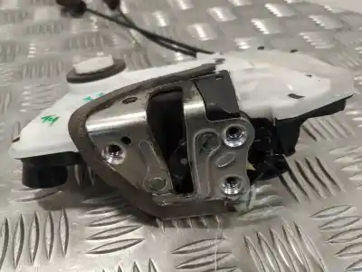 Автозапчастина б/у замок передніх дверей лівий для toyota aygo 1.0 cat посилання на oem iam    Автозапчастина б/у замок передніх дверей лівий для toyota aygo 1.0 cat посилання на oem iam