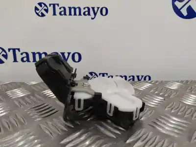 Second-hand car spare part trunk lock for mazda 2 lim. () 1.5 16v cat oem iam references   