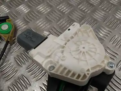 Автозапчастина б/у регулятор переднього правого скла для audi a1 (8x) 1.2 16v tfsi 86 cv / 63 kw посилання на oem iam 8k0959802c 8x3837462 