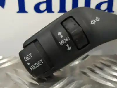 Second-hand car spare part indicator switch for ford kuga (cbv) 2.0 tdci cat oem iam references 17d9402  