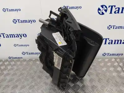 Автозапчастина б/у бардачок для audi a1 (8x) 1.2 16v tfsi 86 cv / 63 kw посилання на oem iam 8x1857035b  