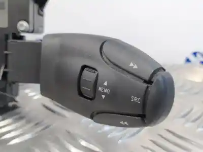 Second-hand car spare part multifunction switch for peugeot 207 1.4 hdi oem iam references 96630732xt  