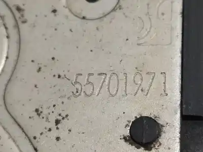 Автозапчасти б/у замок багажника/ворот за opel corsa d (s07) 1.3 cdti (l08 l68) ссылки oem iam 55701971  