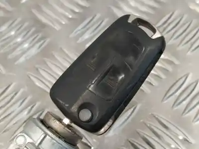 Pièce détachée automobile d'occasion commutateur d'allumage pour opel astra h (a04) 1.9 cdti (l48) références oem iam n0501882 281726 