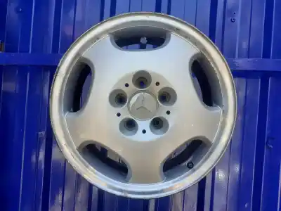 Pièce détachée automobile d'occasion JANTE pour MERCEDES-BENZ CLASE E (W210) BERLINA  Références OEM IAM 2104010402  