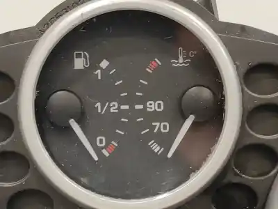 Peça sobressalente para automóvel em segunda mão quadrante por peugeot 207 1.4 hdi referências oem iam 9682904680 a2c53190339 a2c53065547