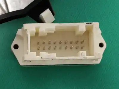 Peça sobressalente para automóvel em segunda mão quadrante por peugeot 207 1.4 hdi referências oem iam 9682904680 a2c53190339 a2c53065547