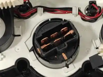 Peça sobressalente para automóvel em segunda mão comando de sofagem (chauffage / ar condicionado)  por chevrolet matiz 0.8 cat referências oem iam   