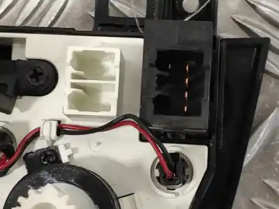 Peça sobressalente para automóvel em segunda mão comando de sofagem (chauffage / ar condicionado)  por chevrolet matiz 0.8 cat referências oem iam   