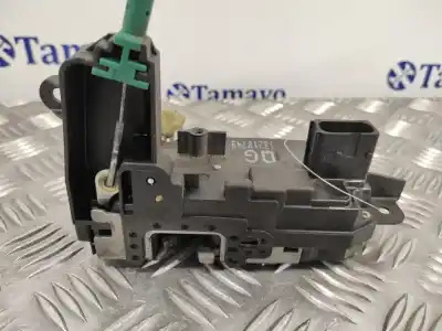 Second-hand car spare part front right door lock for opel zafira b 1.7 16v cdti oem iam references 13210749