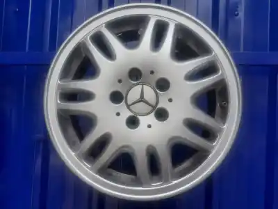 Pièce détachée automobile d'occasion jante pour mercedes-benz viano (w639) 2.1 cdi cat références oem iam a6394011802  