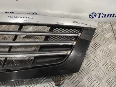 Автозапчастина б/у передня решіта для ssangyong rexton 2.7 turbodiesel cat посилання на oem iam 7946308000 7946008000 