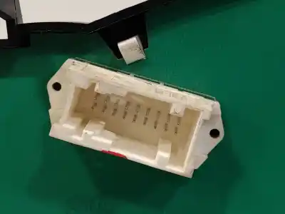 Peça sobressalente para automóvel em segunda mão quadrante por peugeot 207 1.4 hdi referências oem iam a2c53065547 9662904780 a2c53190340