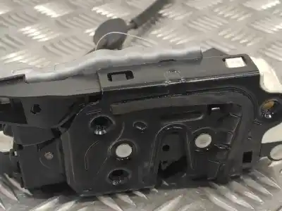 Recambio de automóvil de segunda mano de cerradura puerta trasera izquierda para volkswagen tiguan (5n1) 2.0 tdi referencias oem iam 5n0839015a  