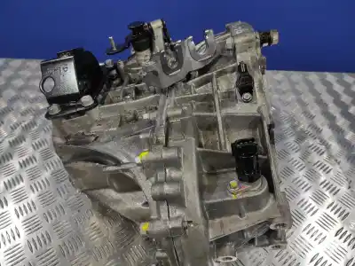 Pezzo di ricambio per auto di seconda mano riduttore per kia cee´d 1.6 crdi cat riferimenti oem iam waj6c  