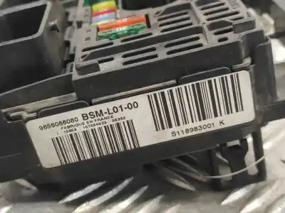 Pièce détachée automobile d'occasion boîtes à fusibles pour peugeot 407 sw 2.0 16v hdi fap cat (rhr / dw10bted4) références oem iam 9656086080 s118983001k bsml0100