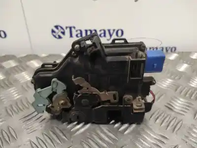 Peça sobressalente para automóvel em segunda mão fechadura da porta traseira esquerda por seat toledo (5p2) 2.0 tdi referências oem iam 7l0839015