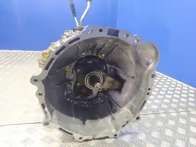 Second-hand car spare part gearbox for toyota hilux doble cabina 2.4 d turbo oem iam references 2lt  