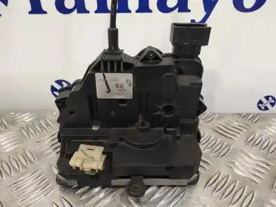 Pezzo di ricambio per auto di seconda mano serratura porta anteriore sinistra per opel meriva b 1.7 16v cdti riferimenti oem iam 13258271