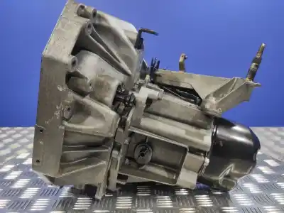 Pezzo di ricambio per auto di seconda mano riduttore per nissan note (e11e) 1.6 16v cat riferimenti oem iam jh3149  