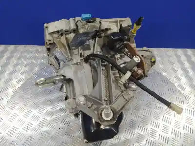 Second-hand car spare part gearbox for dacia sandero ii 1.2 oem iam references jh3073  