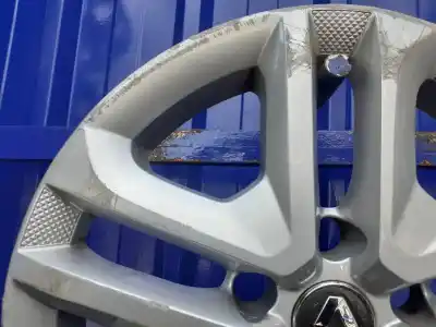 Recambio de automóvil de segunda mano de tapacubos para renault megane iv berlina 5p 1.5 dci diesel fap energy referencias oem iam 403154960  